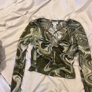 patterned longsleeve